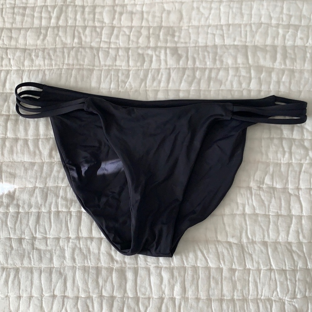 Bikini bottoms